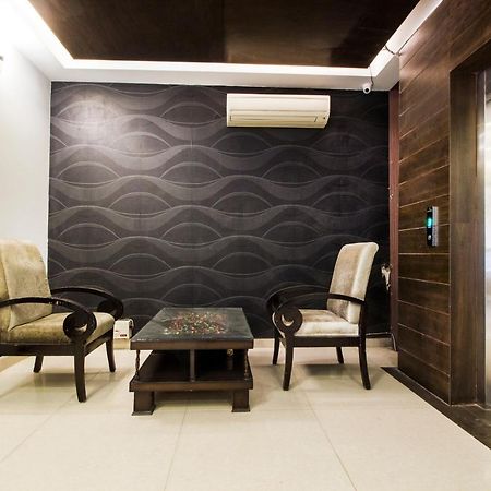 Fabhotel Signature Cyber Park Делхи Екстериор снимка